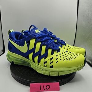 Nike Blue and Neon Green Sneakers. excellent conditions